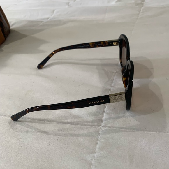 Coach Tortoise Shell Frame Sunglasses - Picture 4 of 5